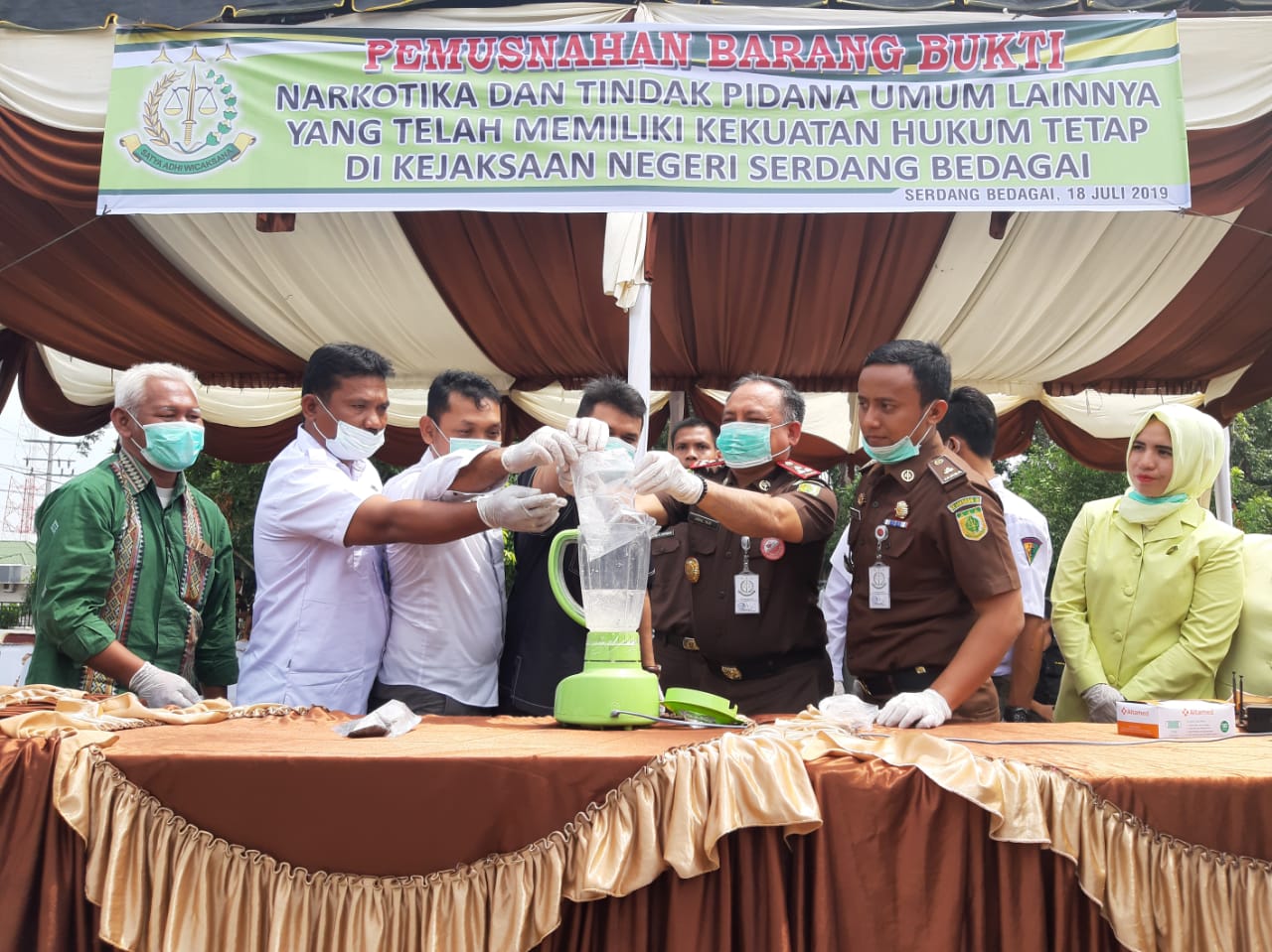 BNN KABUPATEN SERDANG BEDAGAI MENGAHDIRI UNDANGAN DARI KEJAKSAAN NEGERI SEI RAMPAH DALAM RANGKA PEMUSNAHAN BARANG BUKTI BNN KABUPATEN SERDANG BEDAGAI MENGAHDIRI UNDANGAN DARI KEJAKSAAN NEGERI SEI RAMPAH DALAM RANGKA PEMUSNAHAN BARANG BUKTI